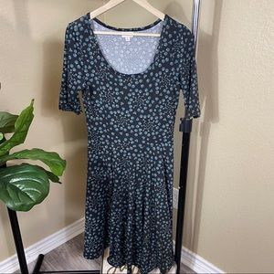 Lularoe brand
“Nicole” style
Short sleeve
Dress
